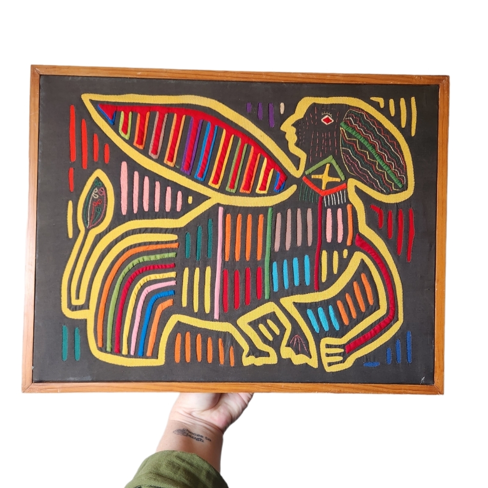 1970s Vintage Kuna Mola Folk Lore Framed Textile - Picture 8 of 8